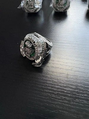 Anillo Eagles 2025 Fan Collectors - Recuerdos de fútbol de recuerdo talla 11. ¡PESADO!! Foto 1 de 4