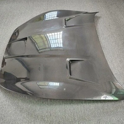 Cubierta de capó ventilada de fibra de carbono para Maserati GranTurismo GT GTS Foto 1 de 4