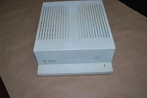 Apple IIGS Computer Woz Edition boots to Check Up Startup Device - Picture 1 of 24