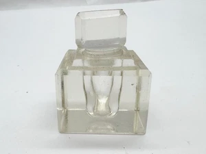 VINTAGE SQUARE GLASS INKWELL WITH STOPPER CLEAR CUBE WRITING DESK COLLECTIBLE - Foto 1 di 8