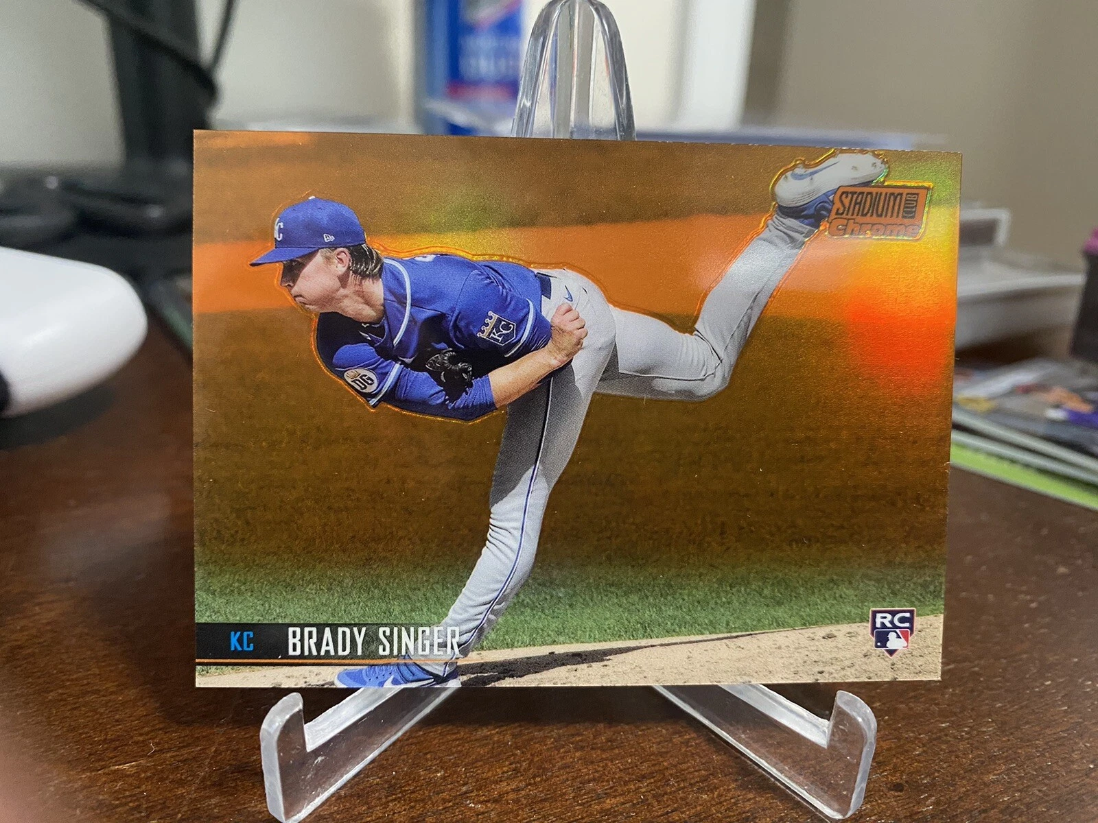 2021 Topps Stadium Club Chrome BRADY SINGER Orange /25 RC #216 Royals Rookie