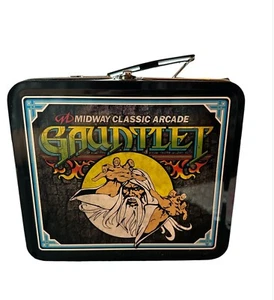 Midway Classic Arcade Tin Lunch Box, Gauntlet - Picture 1 of 3
