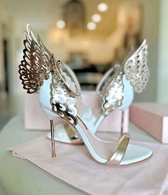 Sandálias de salto Sophia Webster Evangeline metálicas asas de anjo tamanho EUA 7.5/38.5 US$ 750 - Imagem 1 de 4