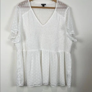 Torrid Women’s 4 (26/4X) Blouse Textured Polka Dot Flutter Sleeve - Picture 1 of 6