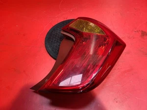 KIA PICANTO MK2 2012 LUZ TRASERA DERECHA LADO CONDUCTOR 3 PUERTAS HATCHBACK 924021Y100 - Imagen 1 de 14