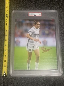 OLIVIA MOULTRIE RARE 1/1 SIGNED 8x10 PHOTO SLAB NWSL PSA JSA BAS ACOA - Picture 1 of 5