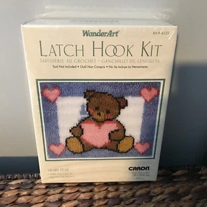 WonderArt Latch Hook Kit 15" X 20" Rug Heart Bear Art.#4101 - Picture 1 of 4
