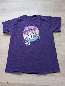 Dr. Pepper Shirt Lila Unisex Größe Erwachsene Large Guter Zustand - Bild 1 von 4
