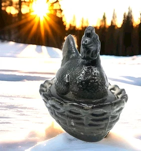 3" Hen on Nest Amethyst Original Westmoreland Mold Made By Wilkerson Glass - Picture 1 of 12