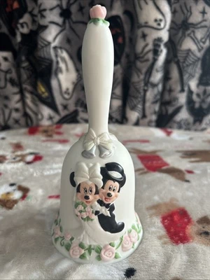 Campana de mano de cerámica vintage Walt Disney Mickey Minnie Mouse aniversario boda Foto 1 de 4