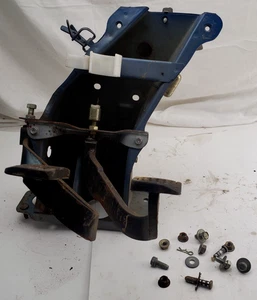 1980-1986 Nissan 720 Pickup PU OEM Clutch Pedal Assembly - Picture 1 of 8