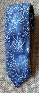 J. McLaughlin Tie 100% Cotton Blue Floral/Butterfly Tie Made in Italy - Picture 1 of 4