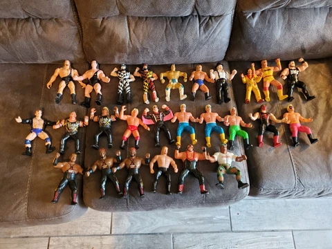 HUGE LOT OF 26 WCW OSFTM WRESTLERS 1990S STING HOGAN SAVAGE FLAIR Cover
