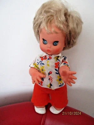 Poupée FURGA MUZZI blond  habit d'origine 26cm - Photo 1/2