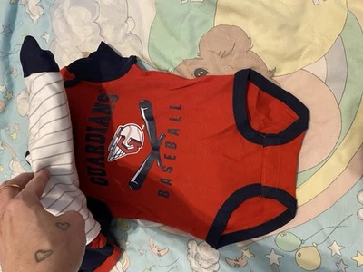 初学者连体衣,尺寸 3-6 — 第 1/3 张图片