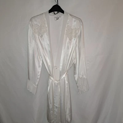 Linia Donatella 缎面霜长袍女式大号 #203 — 第 1/4 张图片