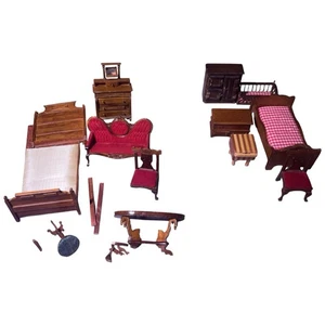 Lote de muebles de casa de muñecas miniatura de madera de colección piezas completas y rotas hechas a mano - Imagen 1 de 3