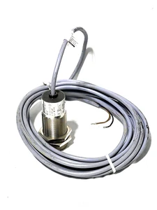 Balluff BES 516-327-B0-C-02 Sensore interruttore di prossimità induttivo USATO. - Foto 1 di 5