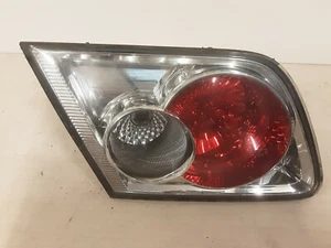 MAZDA 6 2005 5-TÜRER HECKKLAPPENLEUCHTE HINTEN N/S BEIFAHRERSEITE / LINKE SEITE - Bild 1 von 2