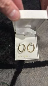 New 10k gold Everlasting gold women’s pear small hoop earrings valentines gift - Picture 1 of 5