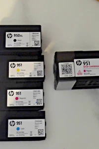 Original HP 950XL/951 (C2P01FN) Tintenpatrone Schwarz/Cyan/Magenta/Gelb Abgelaufen - Bild 1 von 3