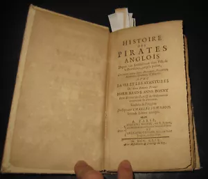 1726 Capitaine Johnson Histoire des Pirates Anglois Piratesse Read e Anne Bonny - Foto 1 di 20