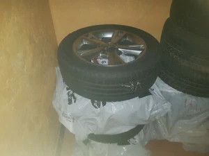 LEXUS TOYOTA SOMMERRÄDER SOMMERREIFEN SATZ 235/55R18 100V - Bild 1 von 1