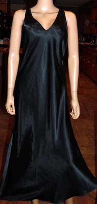 CAMISÓN DE SATÉN LARGO BRILLANTE VINTAGE FREDERICKS OF HOLLYWOOD, BUSTO MEDIANO 36 Foto 1 de 4