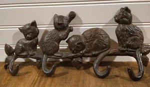 De colección HIERRO FUNDIDO GATOS COLAS DE GATITO ABRIGO Sombrero Llaves Ganchos Colgador de Pared 13.5" - Imagen 1 de 6