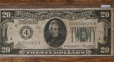 1928 $20 FRN CLEVELAND "4" Numerical District Seal, Redeemable In Gold - Image 1 of 2