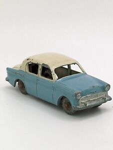 MATCHBOX LESNEY Moko 43a Hillman Minx 1958 vintage diecast toy car