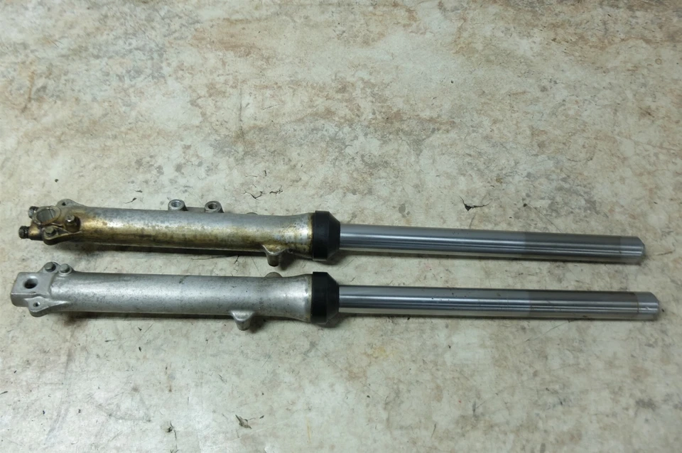  75 川崎 KZ 400 KZ400 前叉叉管减震右左 — 第 1/4 张图片