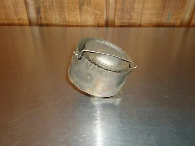 Nuevo montaje de soporte de cubierta de pantalla de succión de bomba de aceite GM 1929-1936 Chevrolet NOS OEM GM Foto 1 de 3