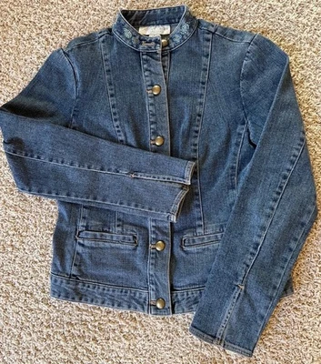 Women’s Casual Corner Stretch Denim Jacket Size 2 - Image 1 of 4