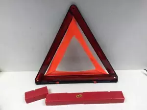Audi A5 8T S line 2013-2015 reflective safety warning triangle 8K0 860 251 - Picture 1 of 5