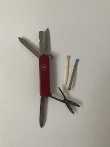 Victorinox Knife Made in Switzerland Swiss Army Sak Classic Red Mini Multi Tool - Picture 1 of 6