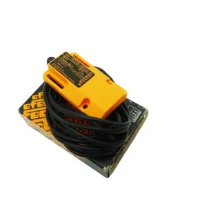 IFM EFECTOR IW-3008-BPOG ANNÄHERUNGSSCHALTER IW 3008 BPOG -new- - Picture 1 of 3