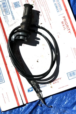 1995 HONDA 650L OEM THROTTLE W/CABLES NICE ! - Image 1 of 2