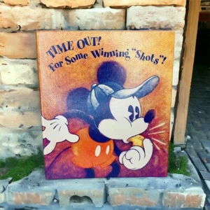 Álbum de fotos Hallmark Mickey Mouse & Co. libro de recortes recargable deportes de Disney - Imagen 1 de 13