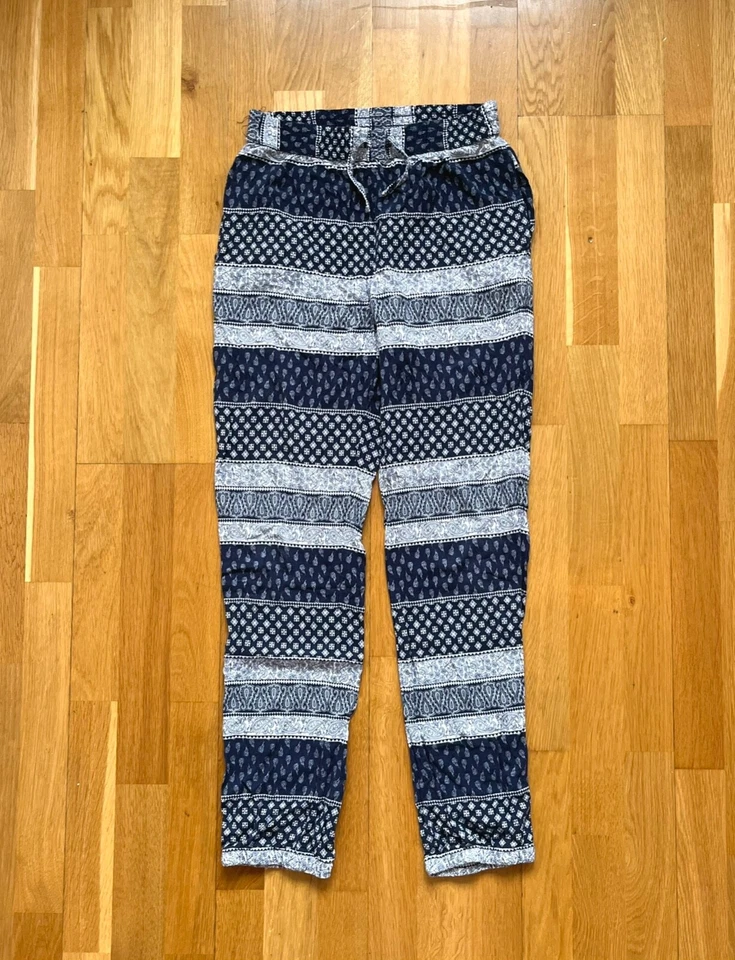 Hose C&A leichte Sommer Stoffhose Pluder Viskose "Patchwork Paisley" Blau Gr 164 - Bild 1 von 1