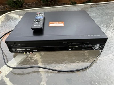 Panasonic DMR-EZ48V DVD-рекордер и VHS комбинированный шнур питания с пультом дистанционного управления от оригинального производителя - Изображение 1 из 4