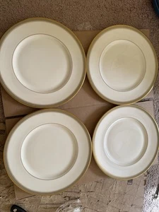 Royal Doulton Clarendon 4er Set Speiseteller - Bild 1 von 3