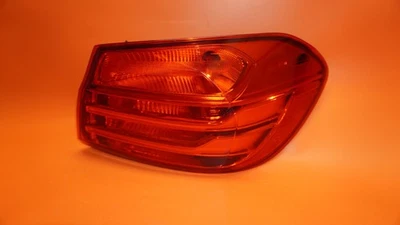 Piloto trasero derecho pasajero bmw 428 435 m4 2014 2015 2016 63217296100 435 f32 oem Foto 1 de 4