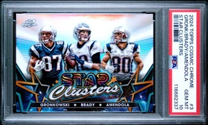 2024 TOPPS COSMIC CHROME STAR CLUSTERS TOM BRADY/GRONKOWSKI/AMENDOLA PSA 10 - Foto 1 di 2
