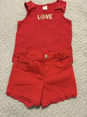 Camiseta sin mangas roja Gymboree para niñas talla 5 “LOVE” sandía, Osh Kosh niñas talla 5 pantalones cortos rojos Foto 1 de 4