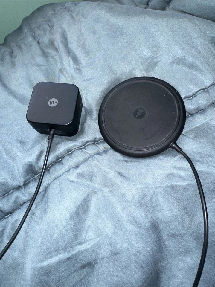 mophie 10w Qi Fast Charge Wireless Charger - Image 1 of 1