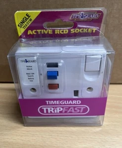 RCD Single Socket  1 Gang 13 Amp Timeguard TFA01W - Picture 1 of 3