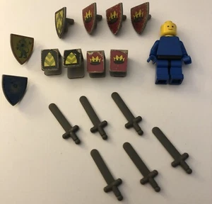 LEGO Lot Vintage Yellow Castle 375 Shields Armor Weapons Minifig Parts - Picture 1 of 3