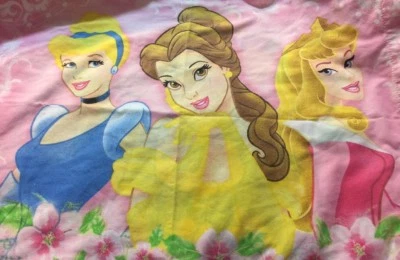 Funda de Almohada Estándar Grandmas Estate P007 Vintage Princesas Disney Cenicienta Foto 1 de 4