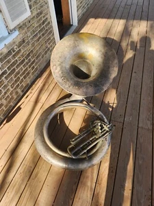 York Sousaphone - Picture 1 of 9